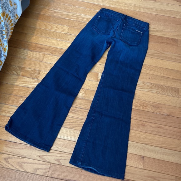 Fidelity Flare bottom jeans, seam up front - Picture 6 of 7
